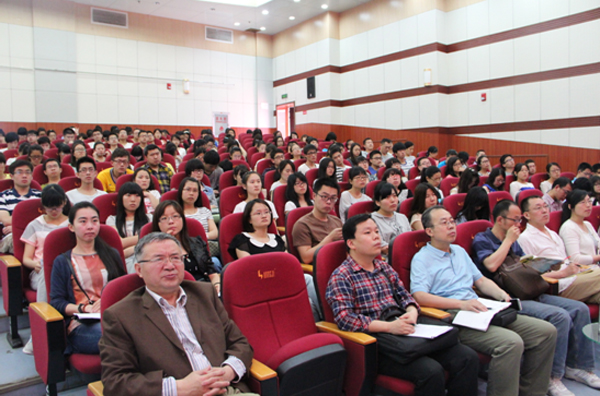 经济管理学院邀请于渤教授来太阳娱乐集团app下载作报告